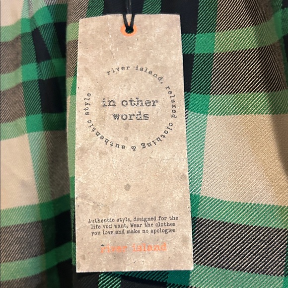 River Island Green, Black & Cream Plaid Skirt - Picture 2 of 3